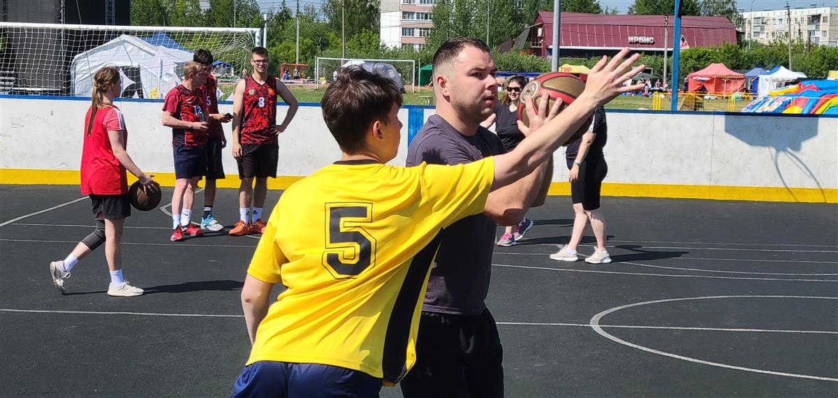 Юбилей Ивановского района отметили турниром по баскетболу 3x3